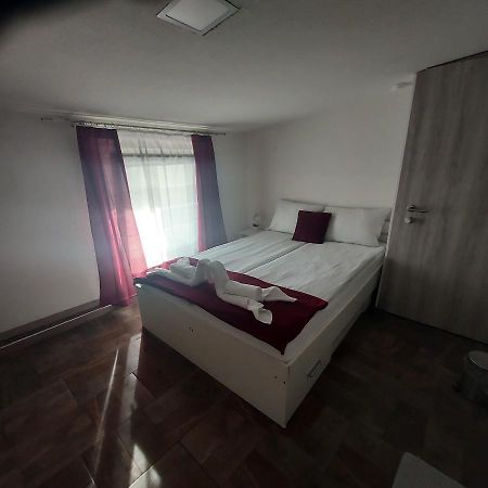 Rooms Panda マリボル エクステリア 写真